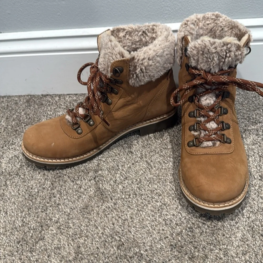Avellani Brown Faux Fur Lined Boots Super Soft - Size 39 (8.5)